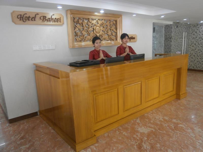 Hotel Bahosi Rangun Zewnętrze zdjęcie