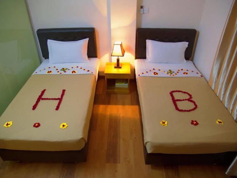 Hotel Bahosi Rangun Zewnętrze zdjęcie